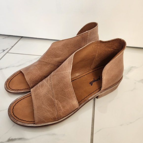Free People Brown Leather Sandals - Picture 1 of 4